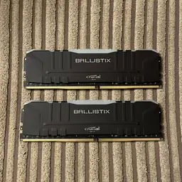 32GB (2x16GB) DDR4-3000MHz Black RGB Crucial Ballistix RAM 